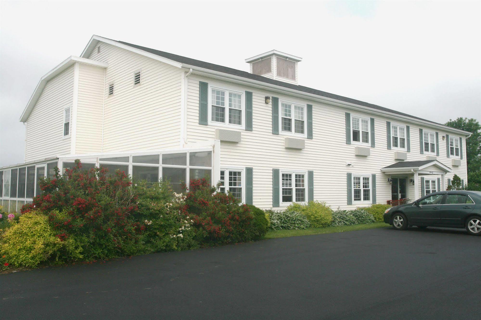 Sherwood Inn And Motel Charlottetown Exterior photo